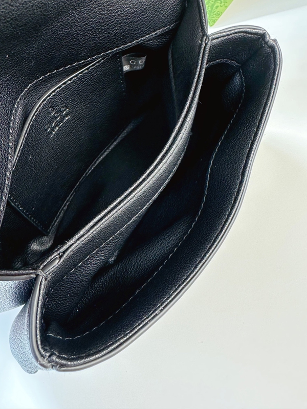 激安グッチバッグコピー着用イメージ